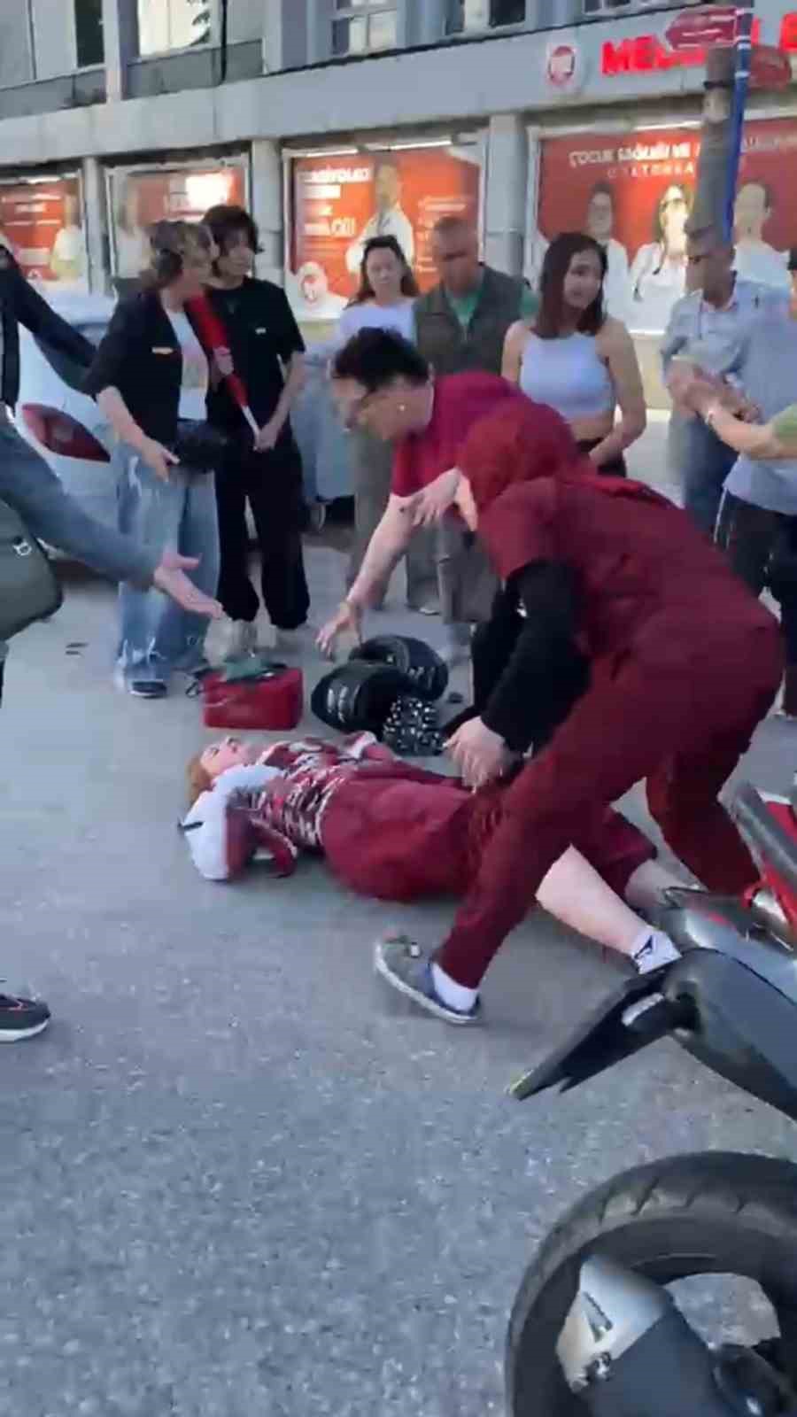 Edirne’de iki motosikletin çarpıştığı kazada 2 genç kız yaralandı